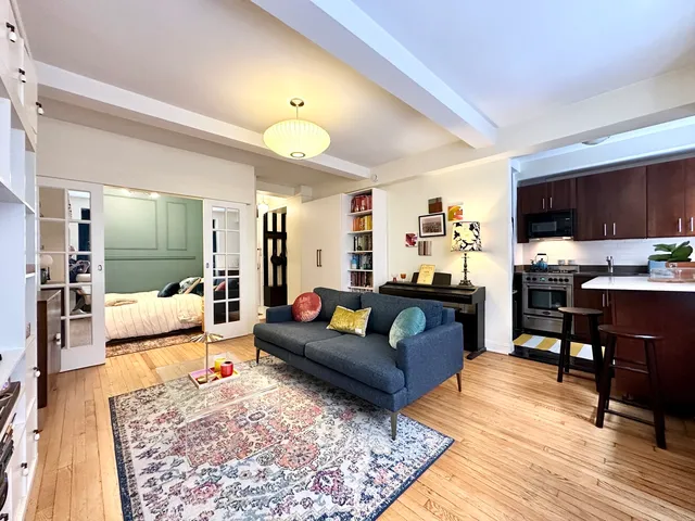 $595,000 | 465 West 23rd Street, Unit 4G | Chelsea