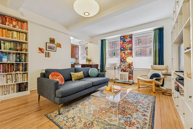 $595,000 | 465 West 23rd Street, Unit 4G | Chelsea