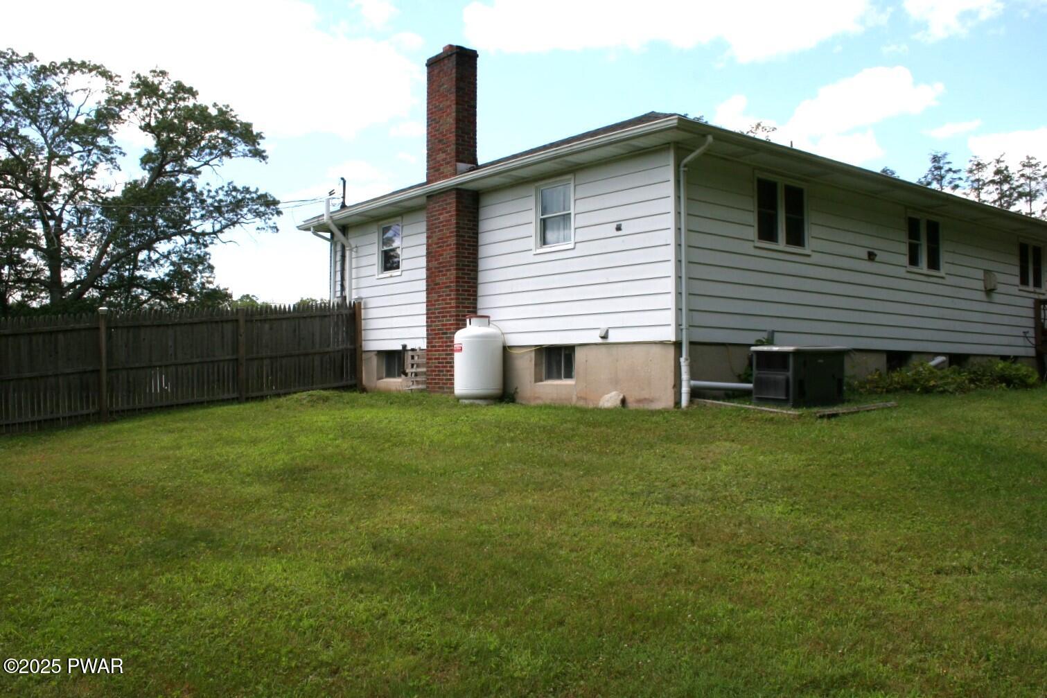 468 Rowland Road Greeley, PA 18425 - Photo 34 of 38 16