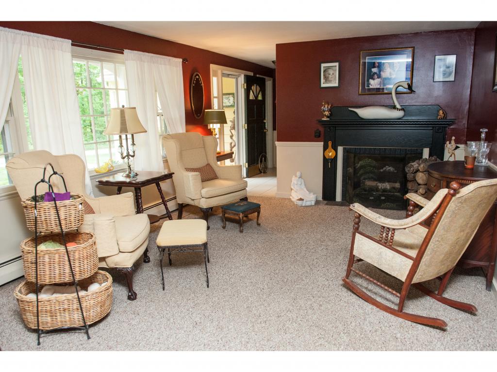 58 Onway Lake Road Raymond, NH 03077 - Photo 3 of 29