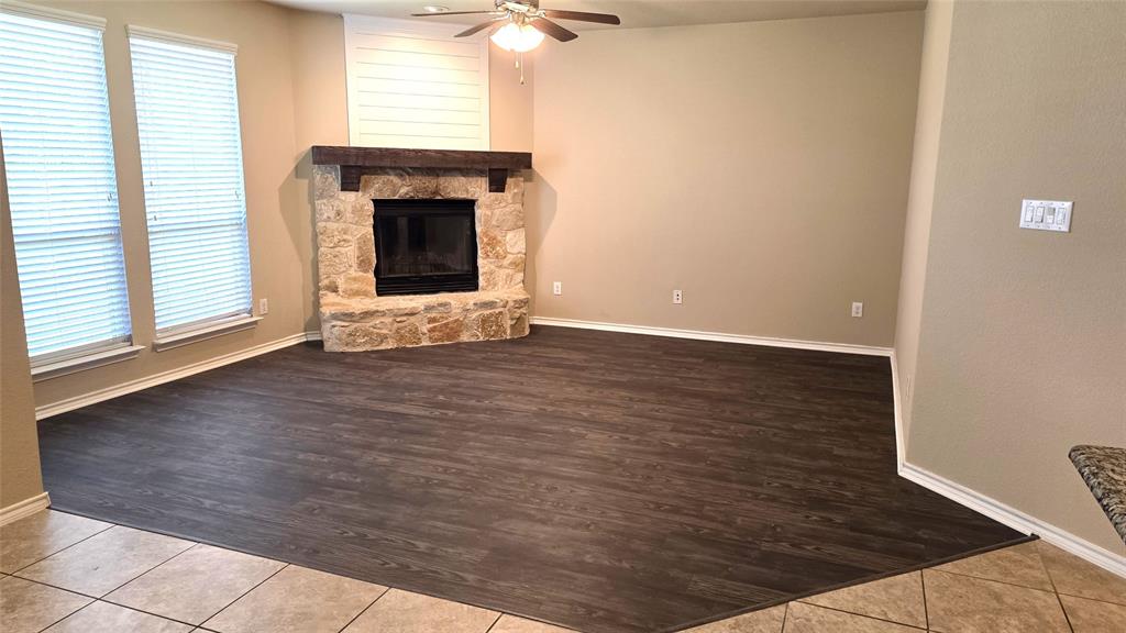 11504 Starlight Ranch Fort Worth, TX 76052 - Photo 2 of 25
