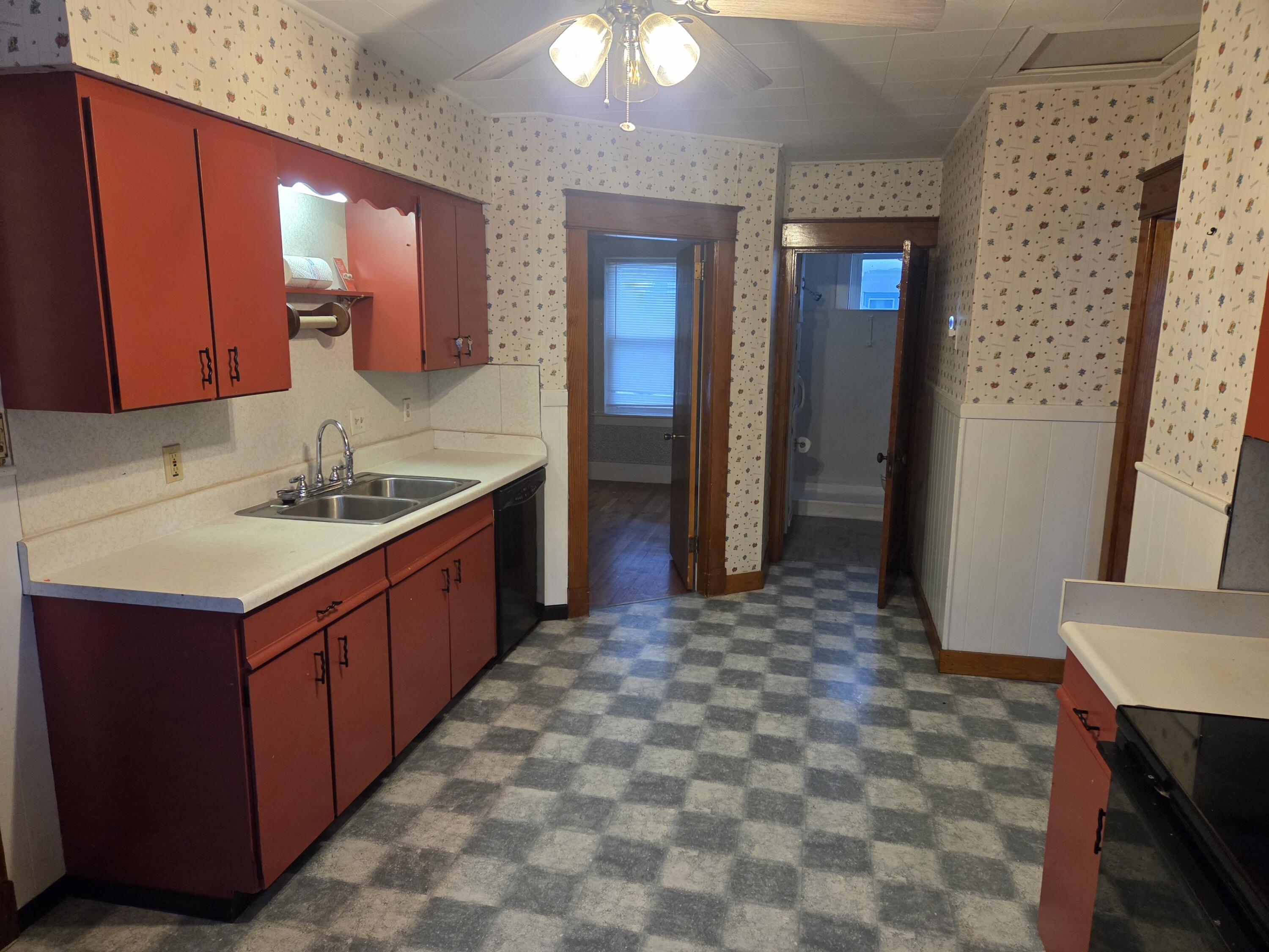 90 Bates Street Millinocket, ME 04462 - Photo 7 of 28