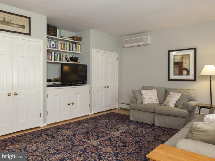 439 Terhune Road Princeton, NJ 08540 - Photo 9 of 25
