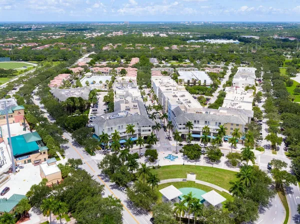 $2,785 | 125 Galicia Way, Unit 207, Jupiter, FL 33458