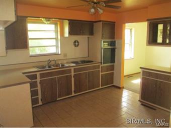 5 Buckingham Road Belleville, IL 62226 - Photo 4 of 14 Gallery Image 4