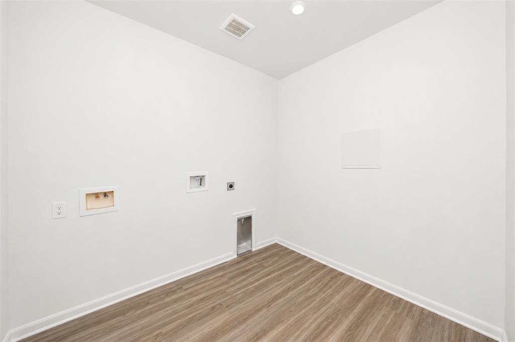 525 Jameson Springtown, TX 76082 - Photo 26 of 32 Gallery Image 26