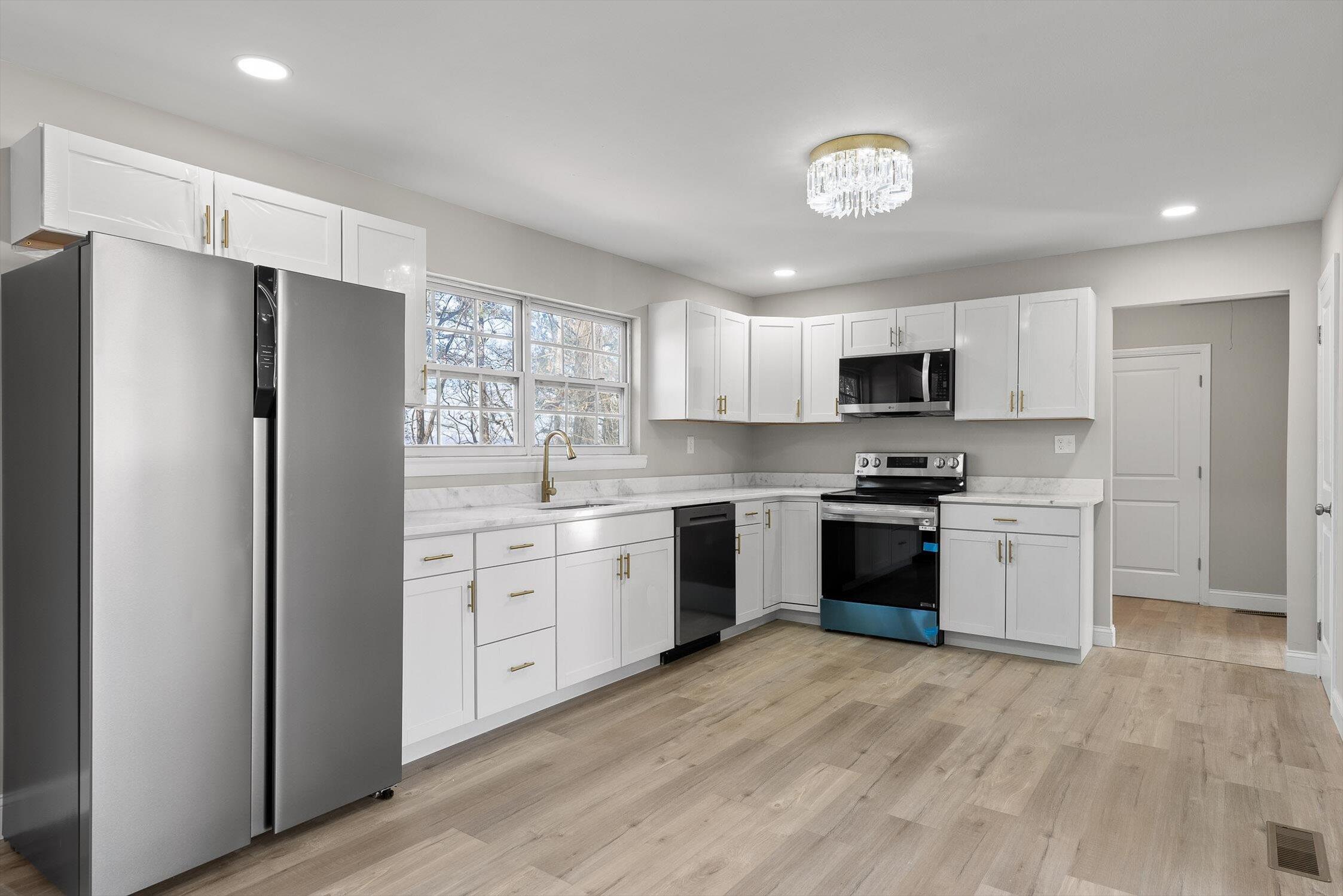 7635 Austin Drive Chattanooga, TN 37416 - Photo 19 of 35 11-Austin-10