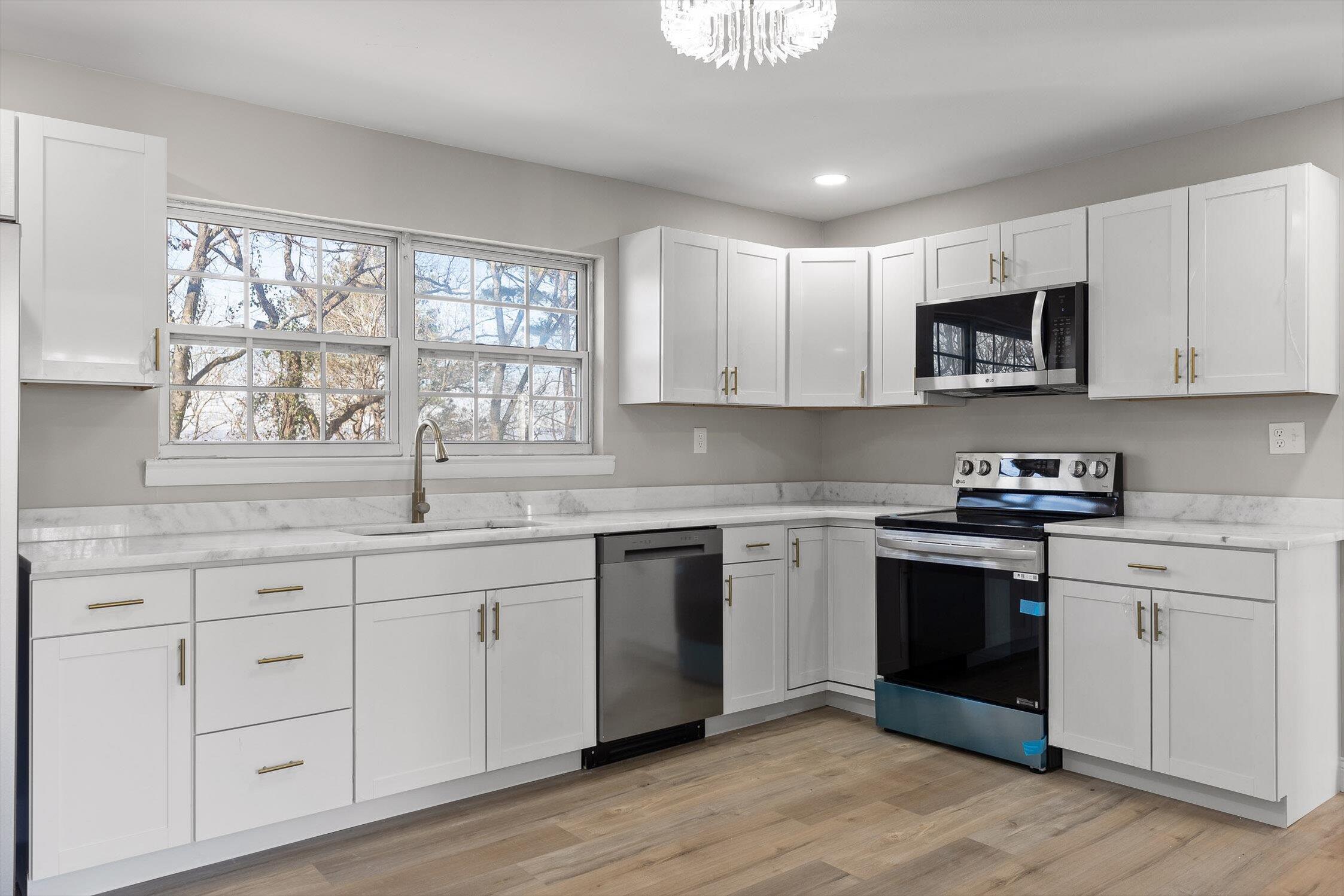 7635 Austin Drive Chattanooga, TN 37416 - Photo 20 of 35 12-Austin-11