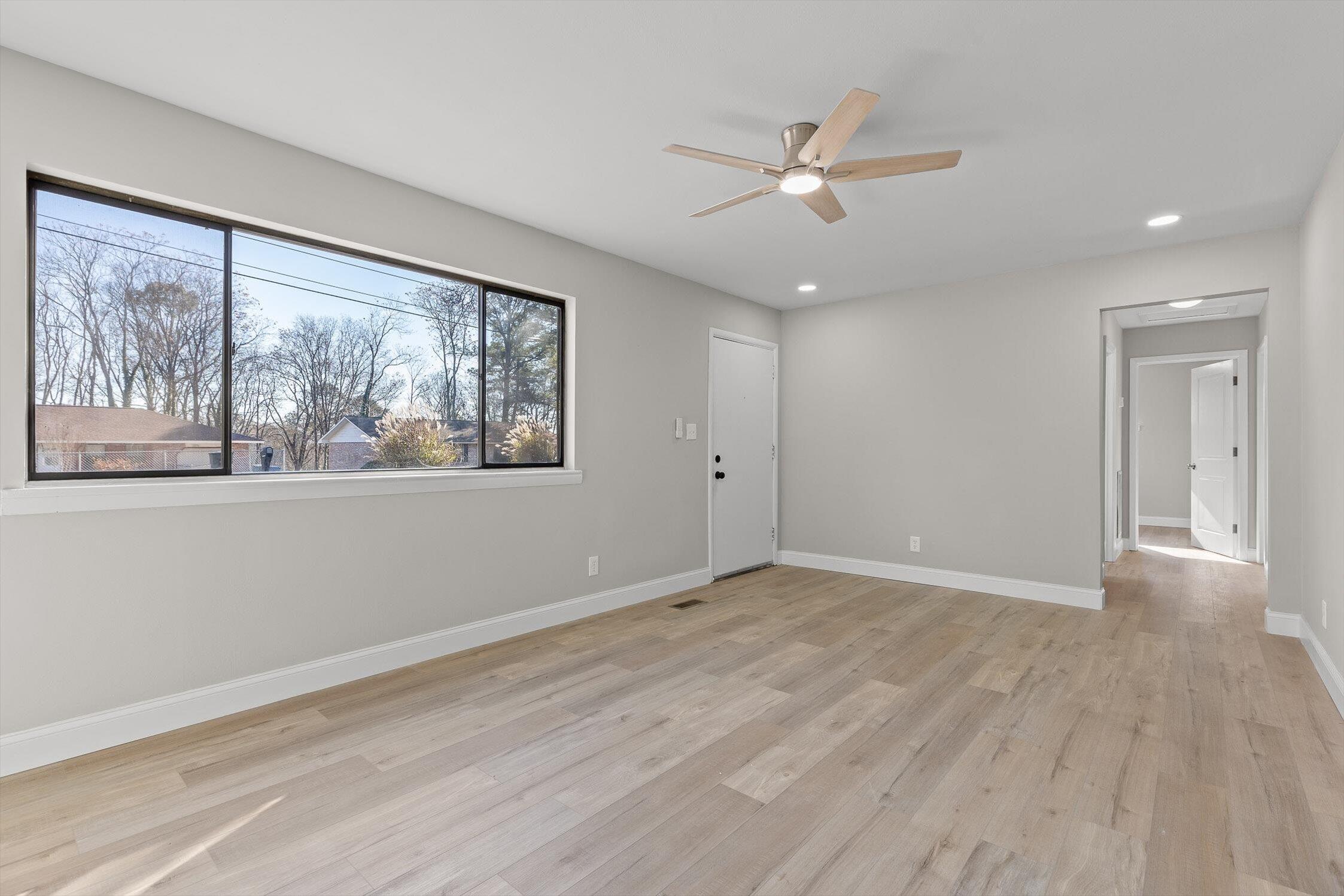 7635 Austin Drive Chattanooga, TN 37416 - Photo 8 of 35 22-Austin-21