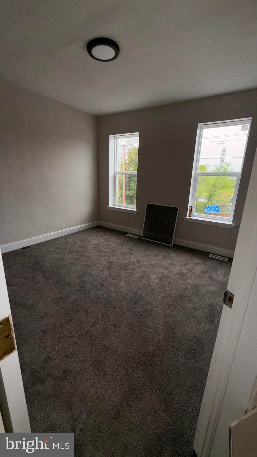 2104 Presstman Street Baltimore, MD 21217 - Photo 17 of 38
