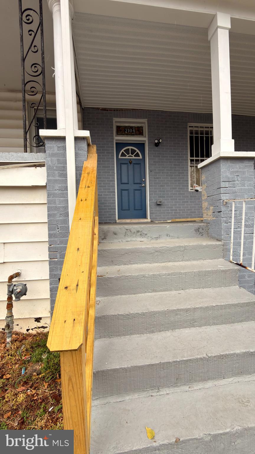 2104 Presstman Street Baltimore, MD 21217 - Photo 2 of 38
