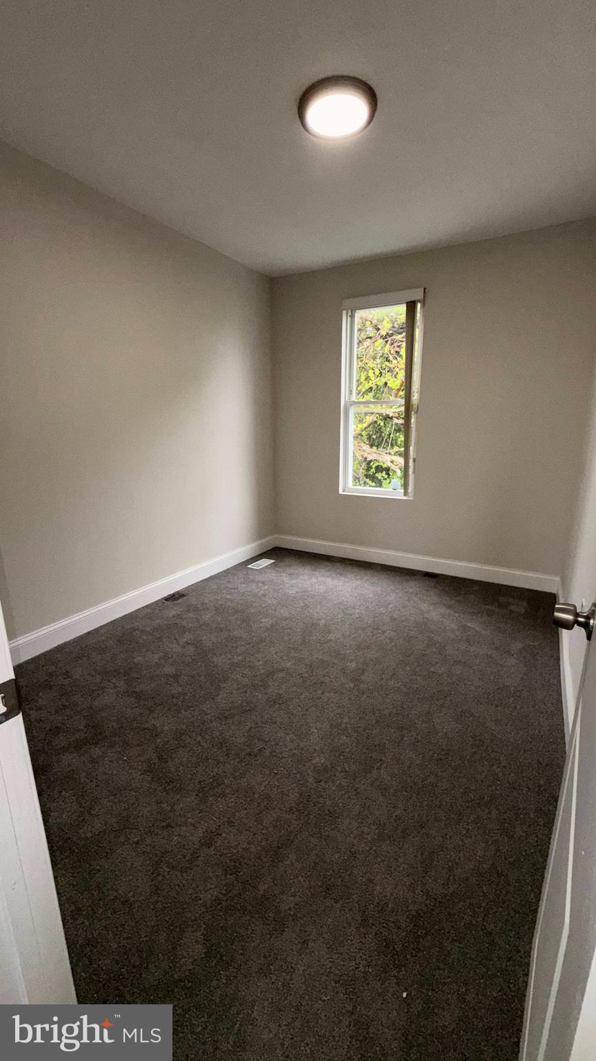 2104 Presstman Street Baltimore, MD 21217 - Photo 21 of 38