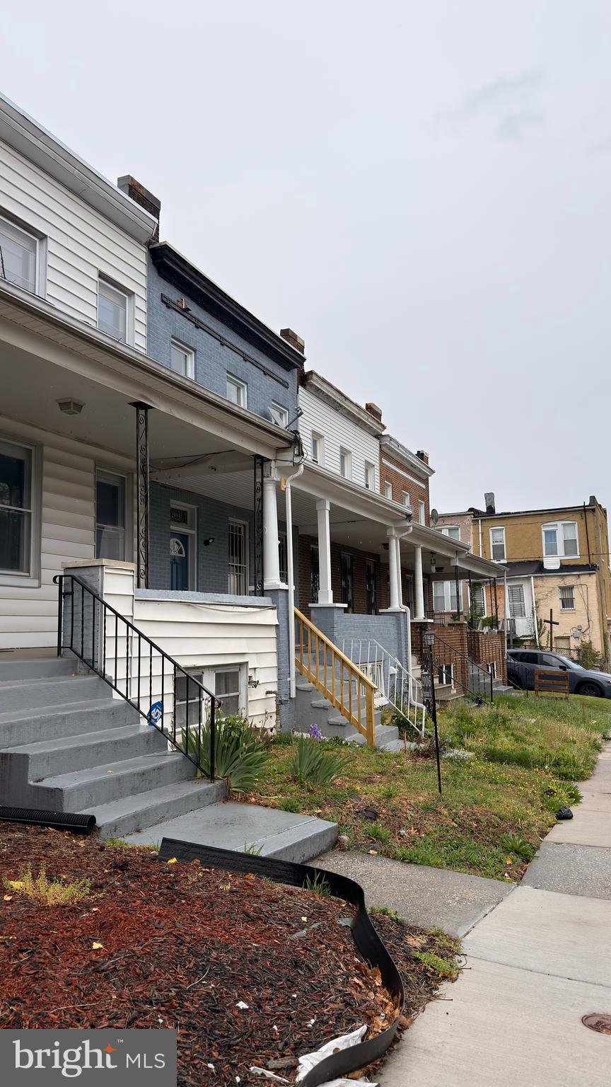 2104 Presstman Street Baltimore, MD 21217 - Photo 3 of 38