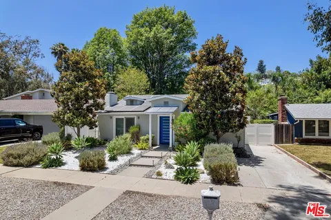 $1,150,000 | 5141 Comercio Avenue, Woodland Hills, CA 91364