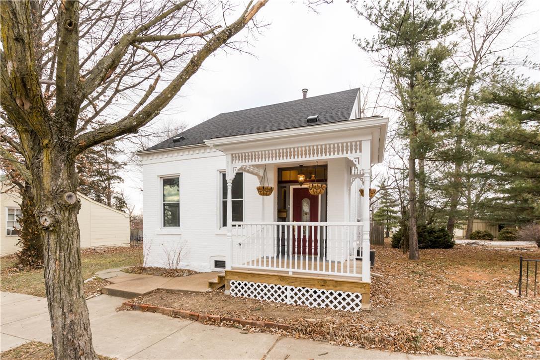 313 West 4th Street Waterloo, IL 62298 - Photo 1 of 26 Gallery Image 1