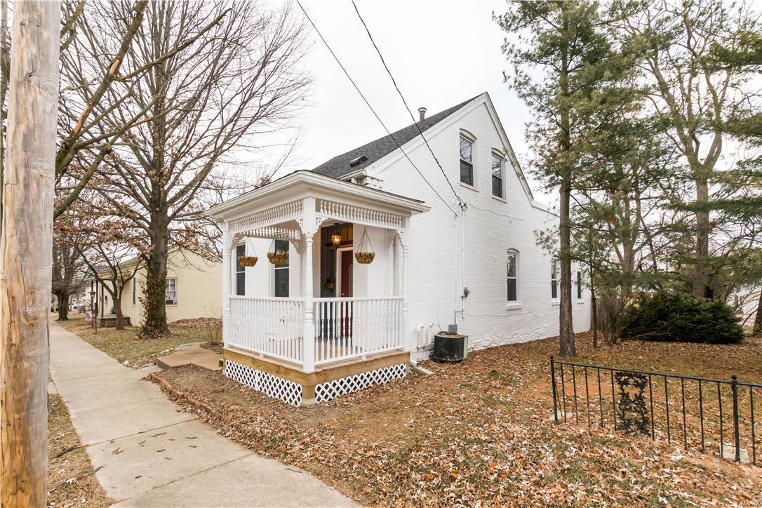 313 West 4th Street Waterloo, IL 62298 - Photo 3 of 26 Gallery Image 3