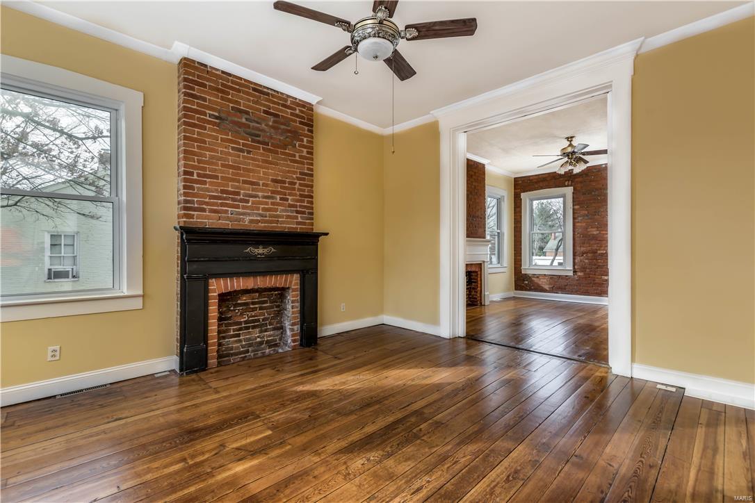 313 West 4th Street Waterloo, IL 62298 - Photo 5 of 26 Gallery Image 5