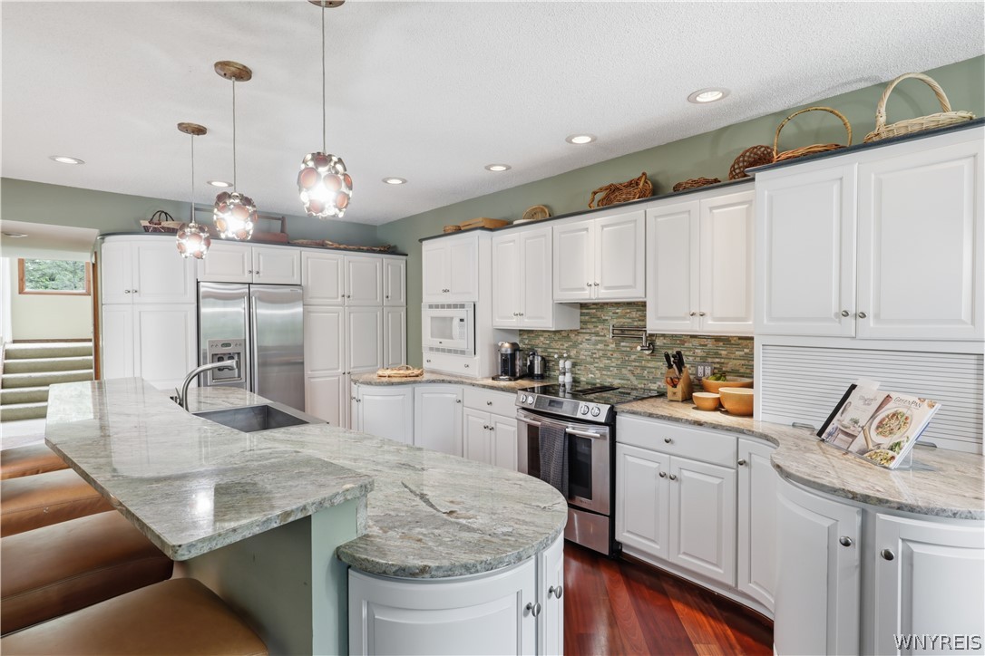 6985 Chestnut Ridge Road Orchard Park, NY 14127 - Photo 5 of 48