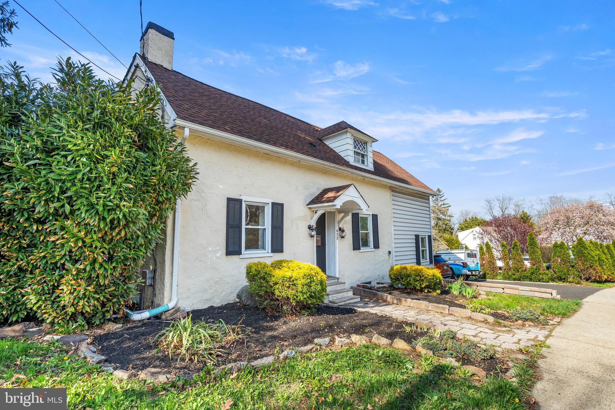 632 Fitzwatertown Road Willow Grove, PA 19090 - Photo 2 of 40 Gallery Image 2