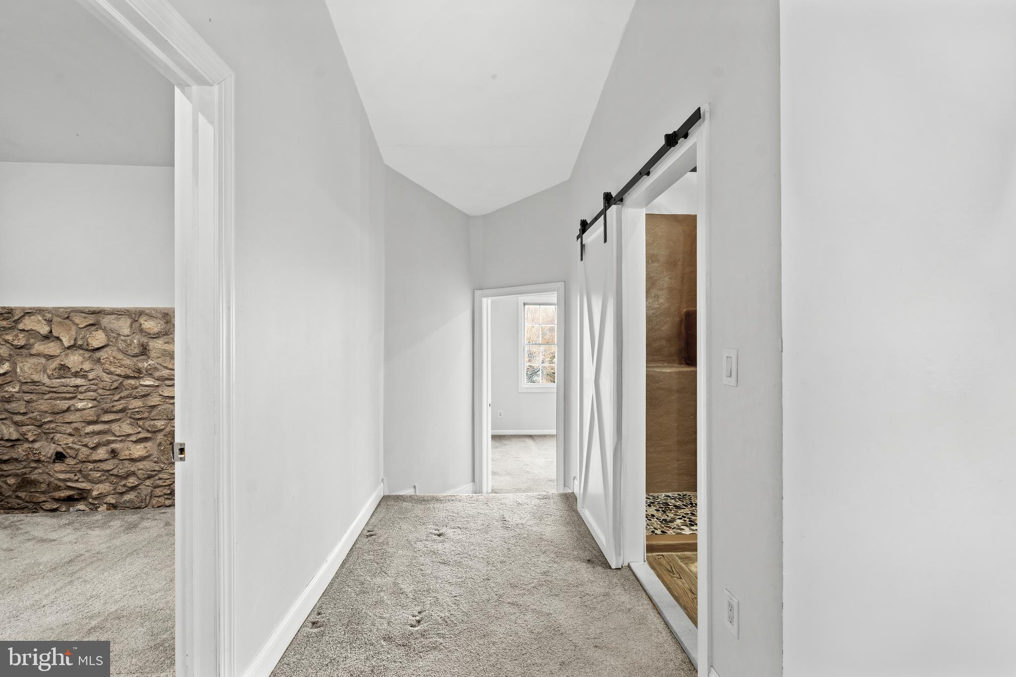 632 Fitzwatertown Road Willow Grove, PA 19090 - Photo 24 of 40 Upstairs Hallway