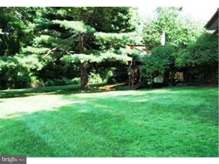 455 Hidden River Road Narberth, PA 19072 - Photo 3 of 25