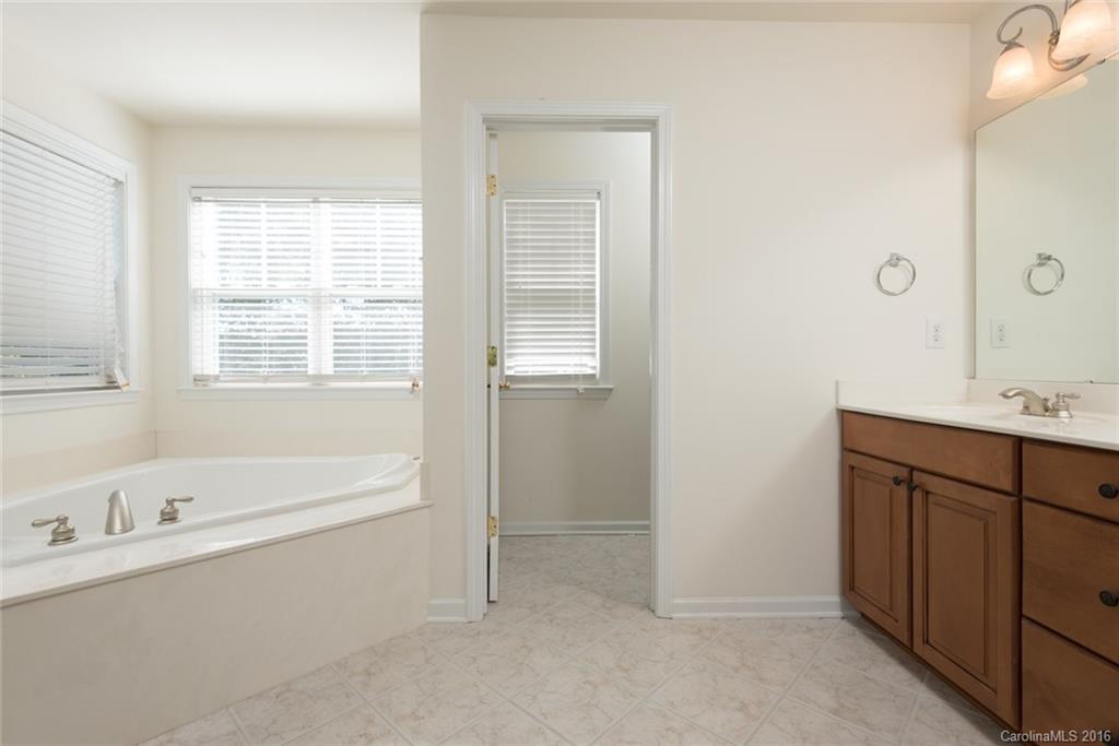 4439 Sunset Rose Drive Fort Mill, SC 29708 - Photo 13 of 24