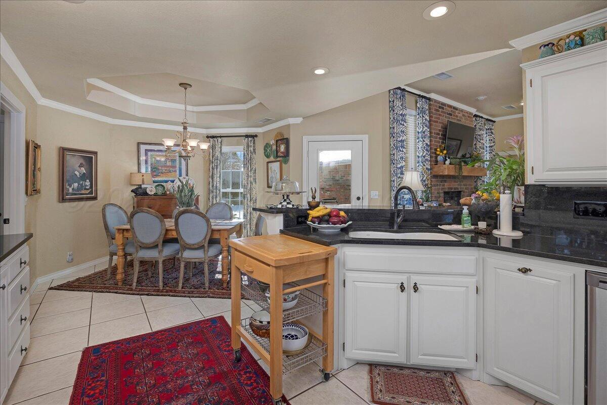 2 Portrush Court Amarillo, TX 79124 - Photo 12 of 33 12-Kitchen 4