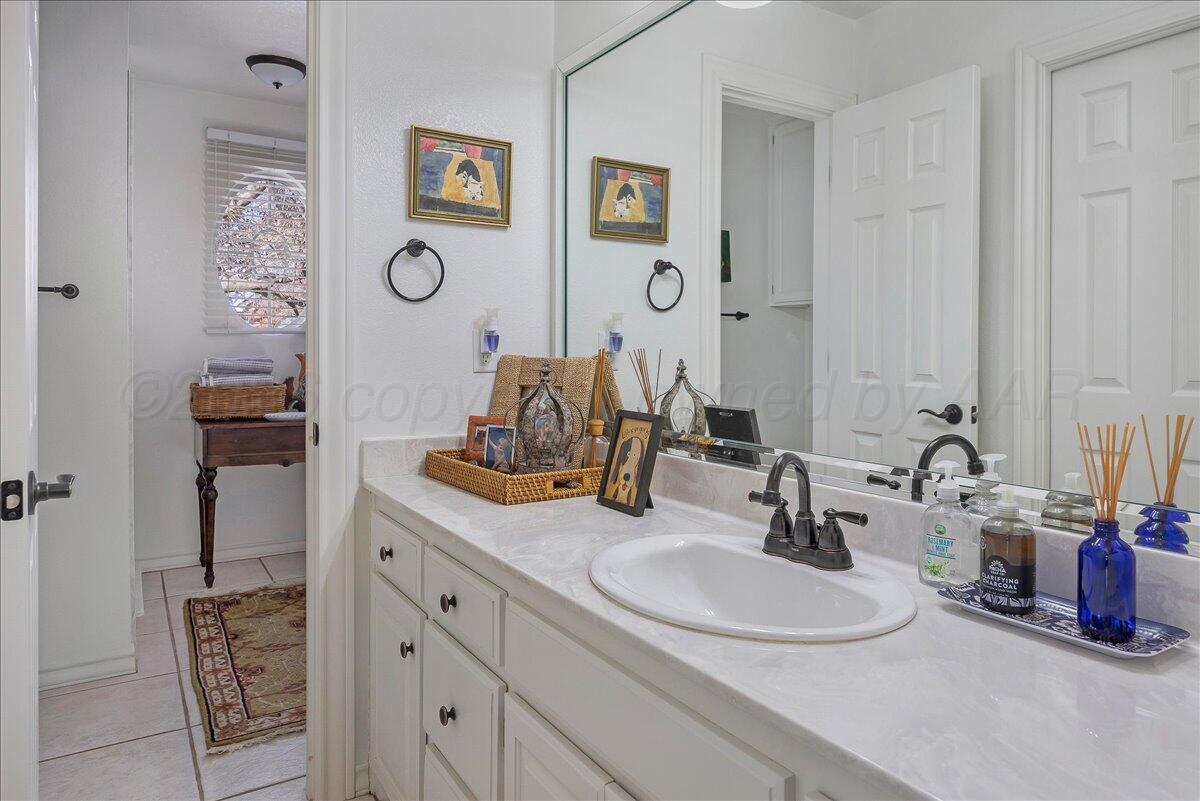 2 Portrush Court Amarillo, TX 79124 - Photo 20 of 33 20-Bathroom 2