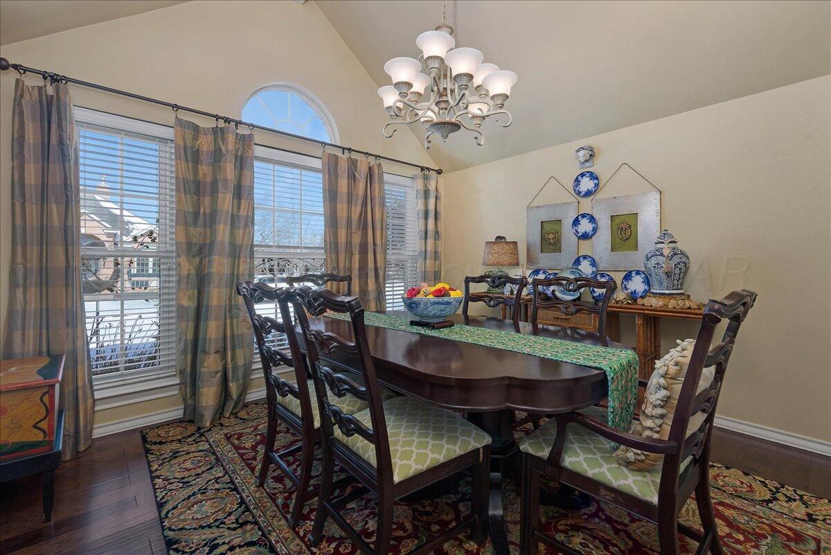 2 Portrush Court Amarillo, TX 79124 - Photo 4 of 33 04-Dining Room