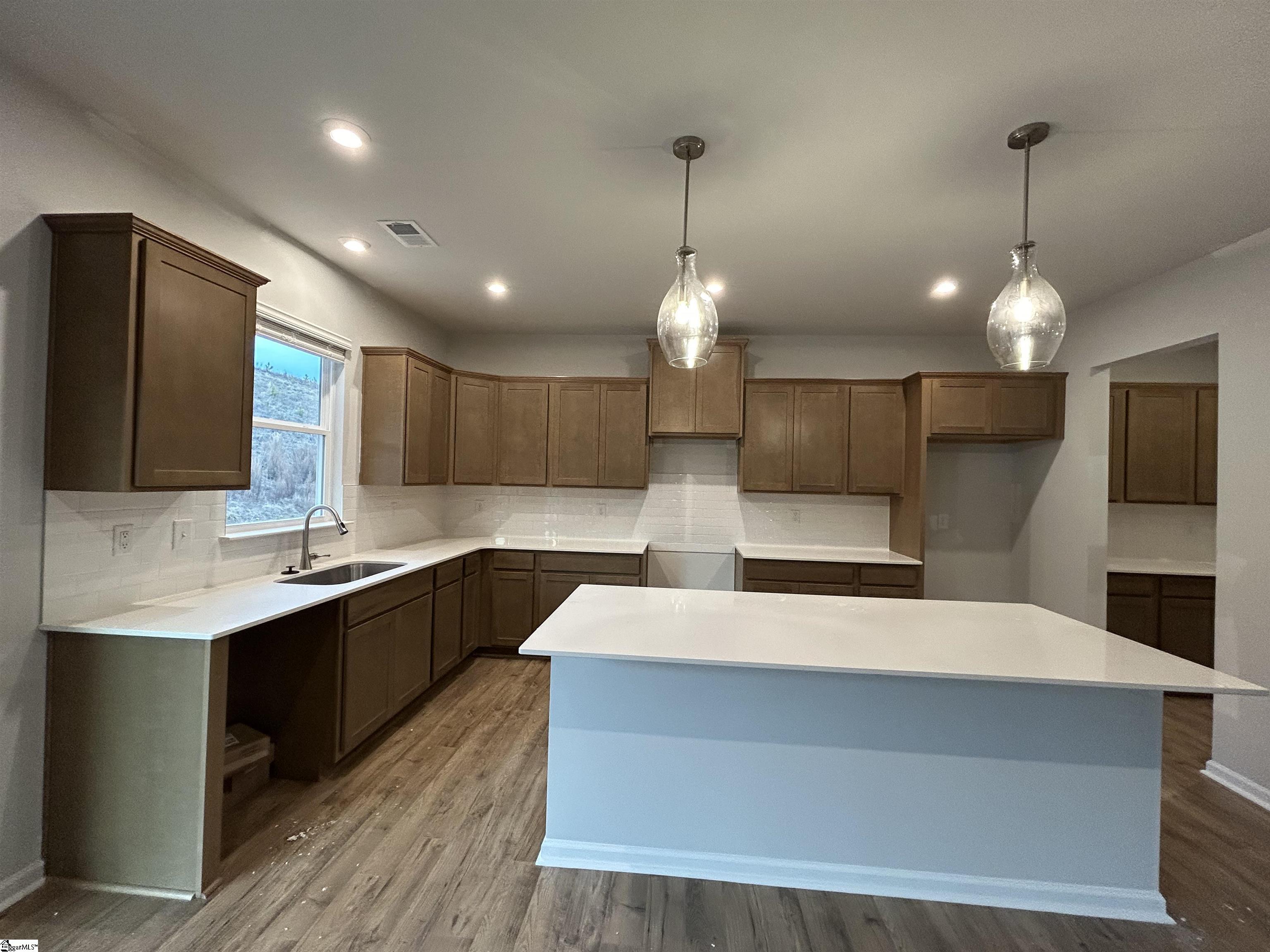 209 Thurgood Drive Extension Greenville, SC 29607 - Photo 5 of 22