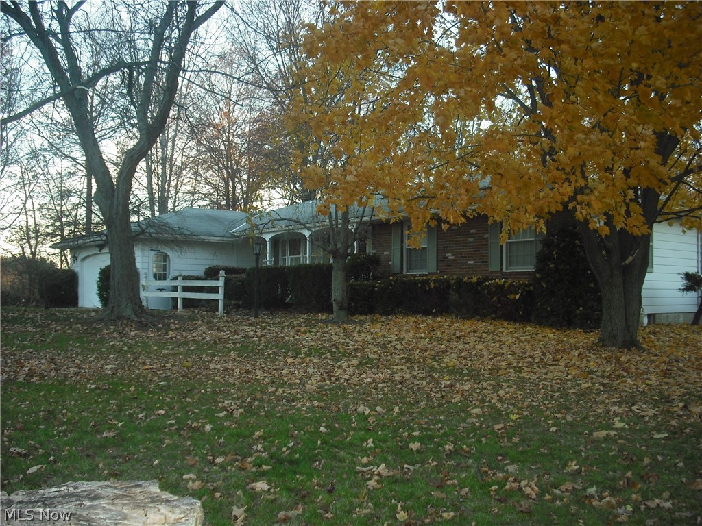 36734 Neff Road Grafton, OH 44044 - Photo 1 of 6 Gallery Image 1