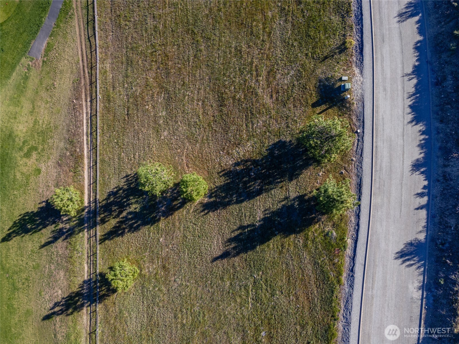 322 Paintbrush Road Chelan, WA 98816 - Photo 3 of 26