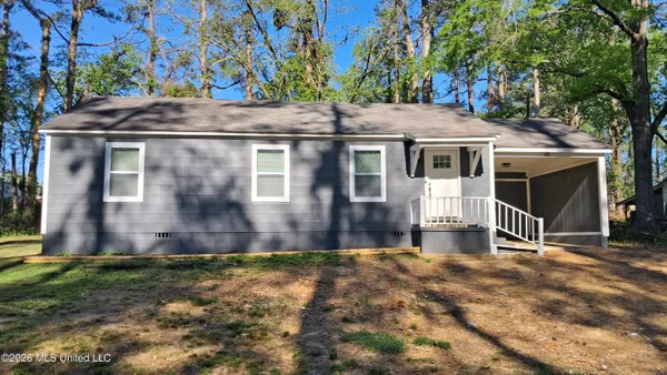 $139,900 | 411 Willa Street, Batesville, MS 38606