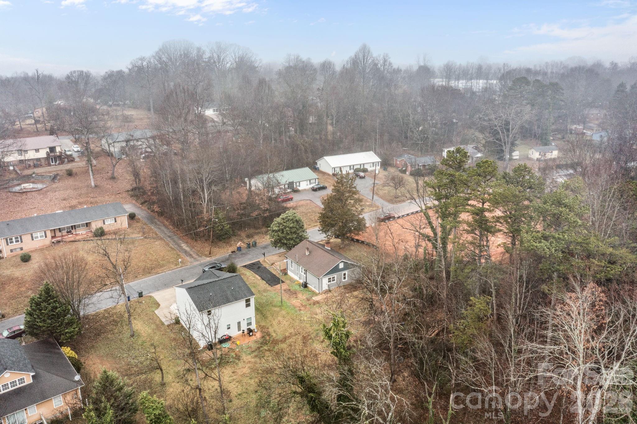 713 2nd St Place Southwest Conover, NC 28613 - Photo 7 of 31