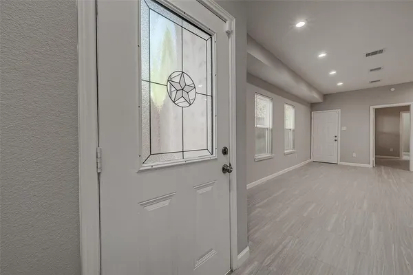 $1,900 | 4741 Bricker Street, Houston, TX 77033