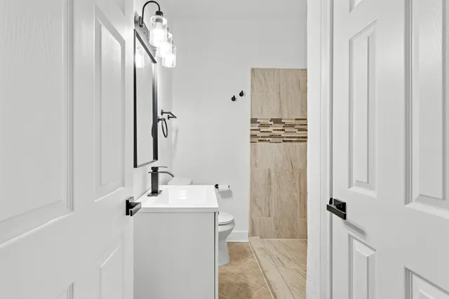 $1,695 | 227 Carroll Street, San Antonio, TX 78225