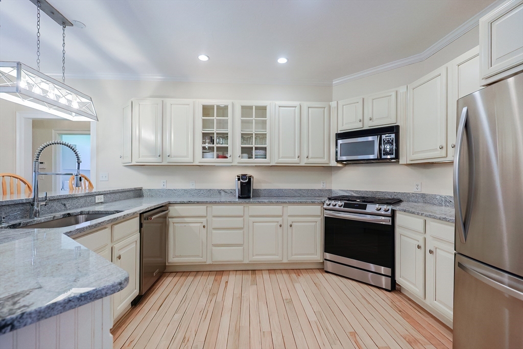 504 High Street Rochester, MA 02770 - Photo 14 of 42