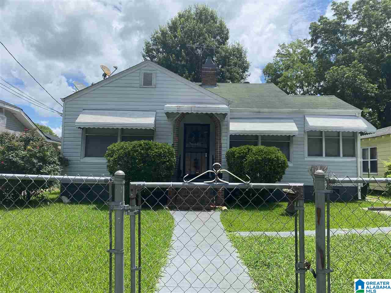 637 26th Street Southwest Birmingham, AL 35211 - Photo 1 of 16