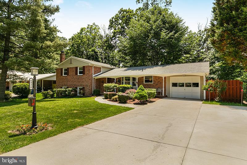 6926 Sydenstricker Road Springfield, VA 22152 - Photo 2 of 52