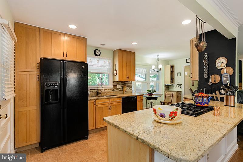 6926 Sydenstricker Road Springfield, VA 22152 - Photo 24 of 52