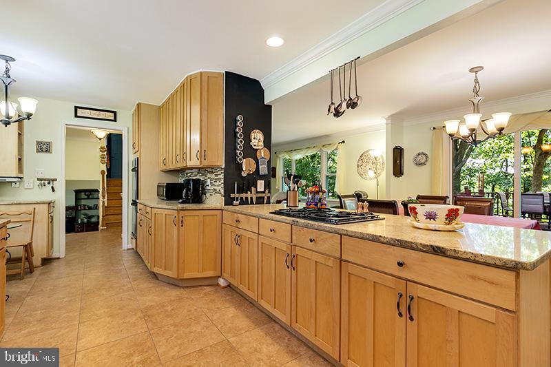 6926 Sydenstricker Road Springfield, VA 22152 - Photo 27 of 52