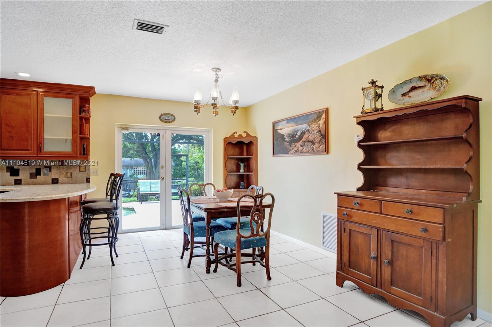 4911 Southwest 164th Terrace Southwest Ranches, FL 33331 - Photo 23 of 57 Gallery Image 23