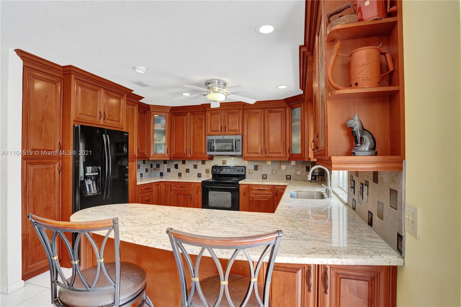4911 Southwest 164th Terrace Southwest Ranches, FL 33331 - Photo 28 of 57 Gallery Image 28