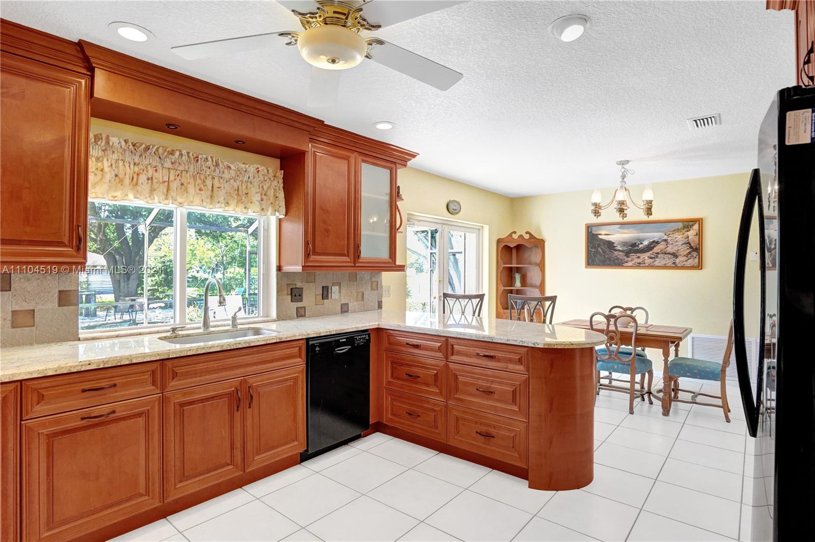 4911 Southwest 164th Terrace Southwest Ranches, FL 33331 - Photo 30 of 57 Gallery Image 30
