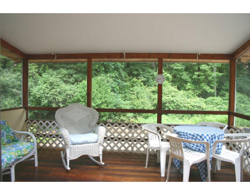 37 Rich Valley Road Wayland, MA 01778 - Photo 8 of 10 a patio with table and chairs