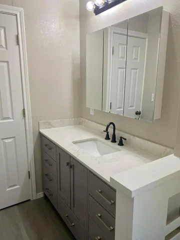 a bathroom with a bathtub