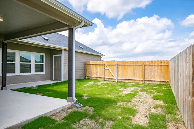 $1,995 | 509 Pulitzer Drive, Hutto, TX 78634