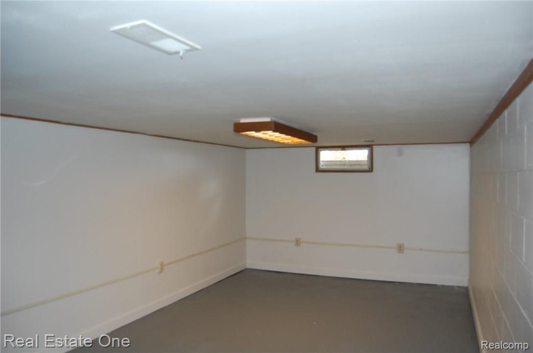 3330 East Howell Road Webberville, MI 48892 - Photo 20 of 26 3330 E Howell 021.JPG