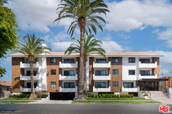 $3,750 | 3750 Glendon Avenue, Unit 11, Los Angeles, CA 90034