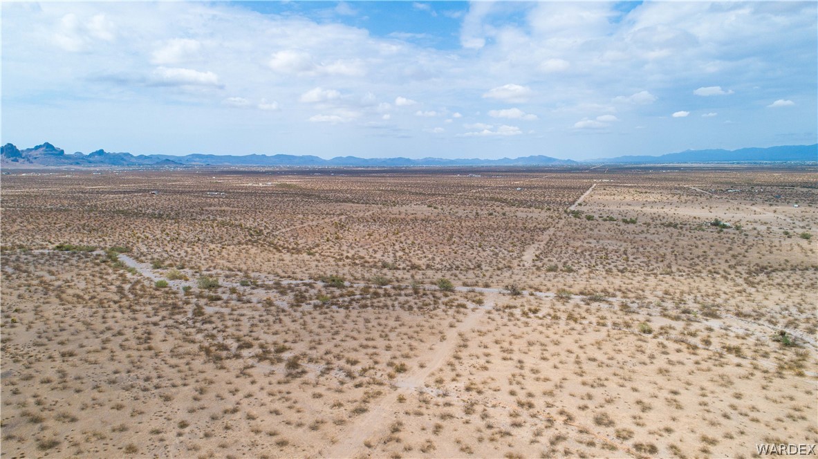 3948 Flint Road Golden Valley, AZ 86413 - Photo 47 of 50